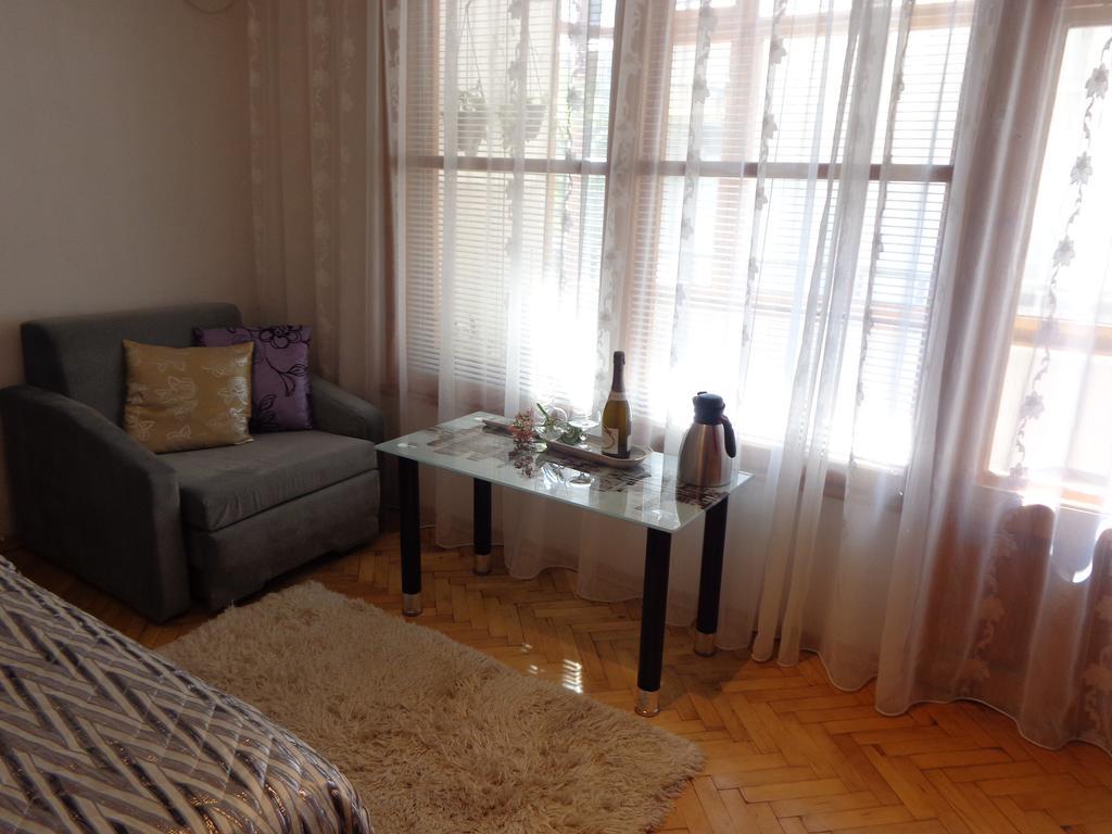 Zoya Apartment ブルガス エクステリア 写真
